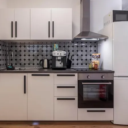 Charming Apartment In Prime Location Hamburg Exterior photo